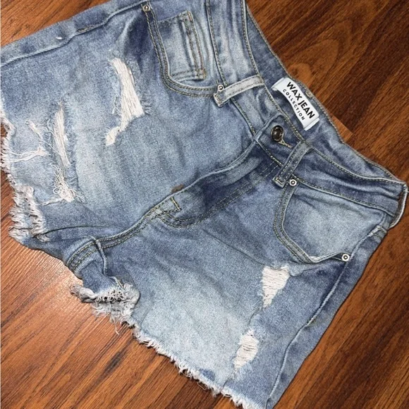 Wax Jean Women's Blue Denim Shorts - Picture 2 of 2
